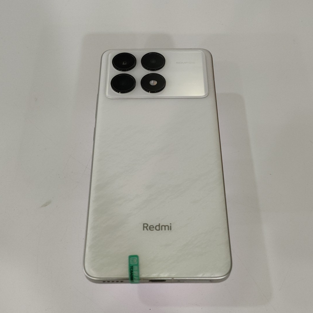 小米【 Redmi K70】5G全网通 晴雪 12G/256G 国行 9成新 