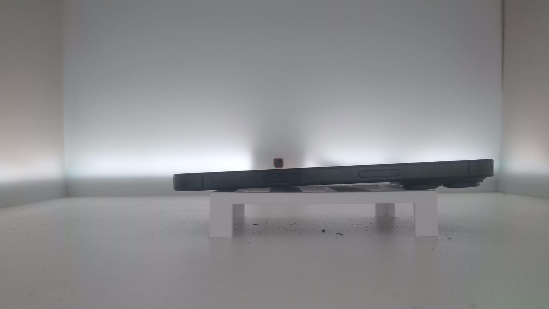 苹果【iPhone 16 pro】99新 