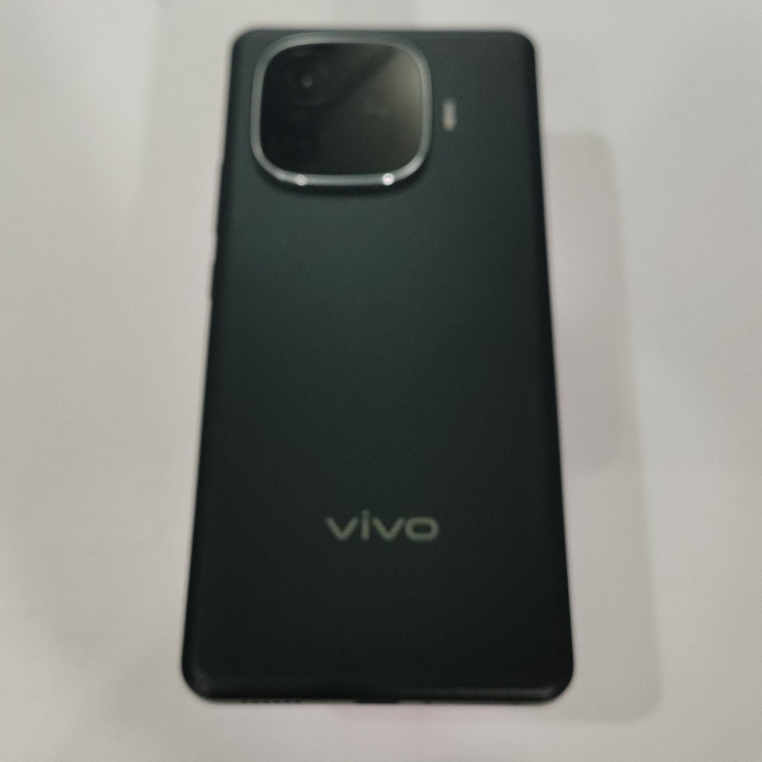 vivo【VIVO Y200 GT】5G全网通 雷鸣 12G/256G 国行 95新 