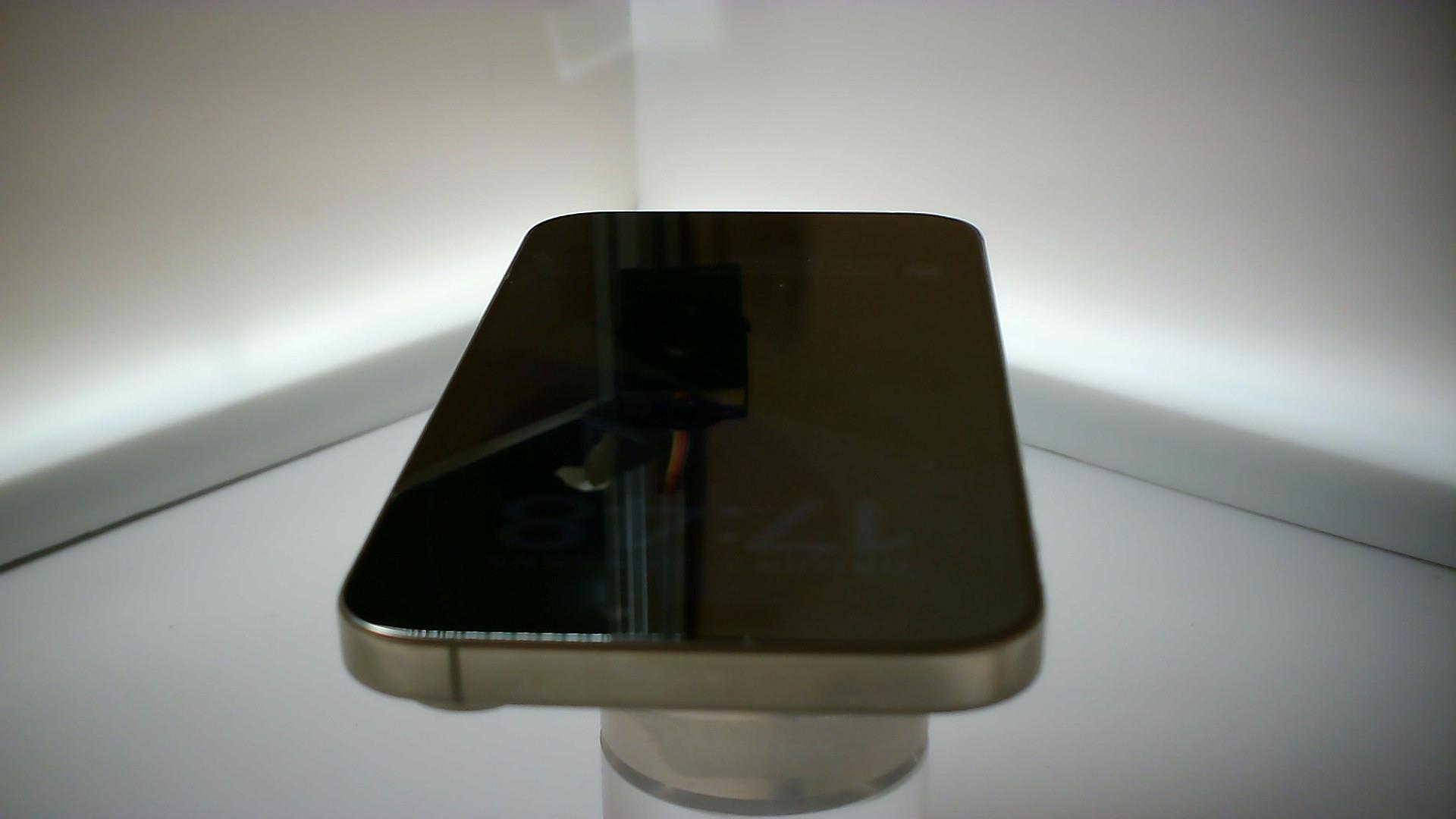 苹果【iPhone 16 pro max】99新 