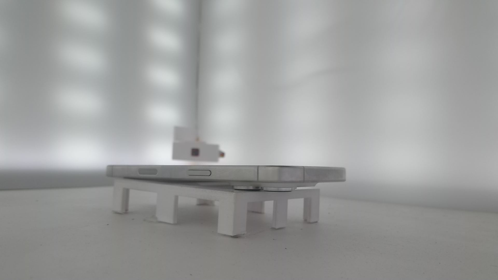 苹果【iPhone 16 pro】95新 