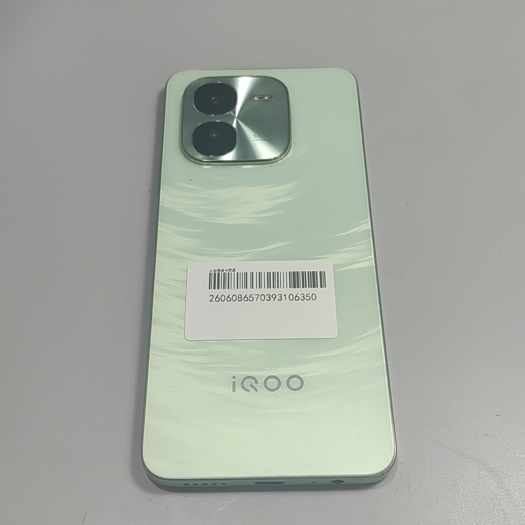 vivo【IQOO Z9X】9成新 