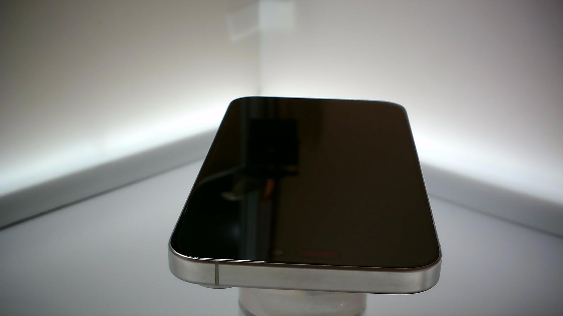 苹果【iPhone 15 Pro Max】95新 