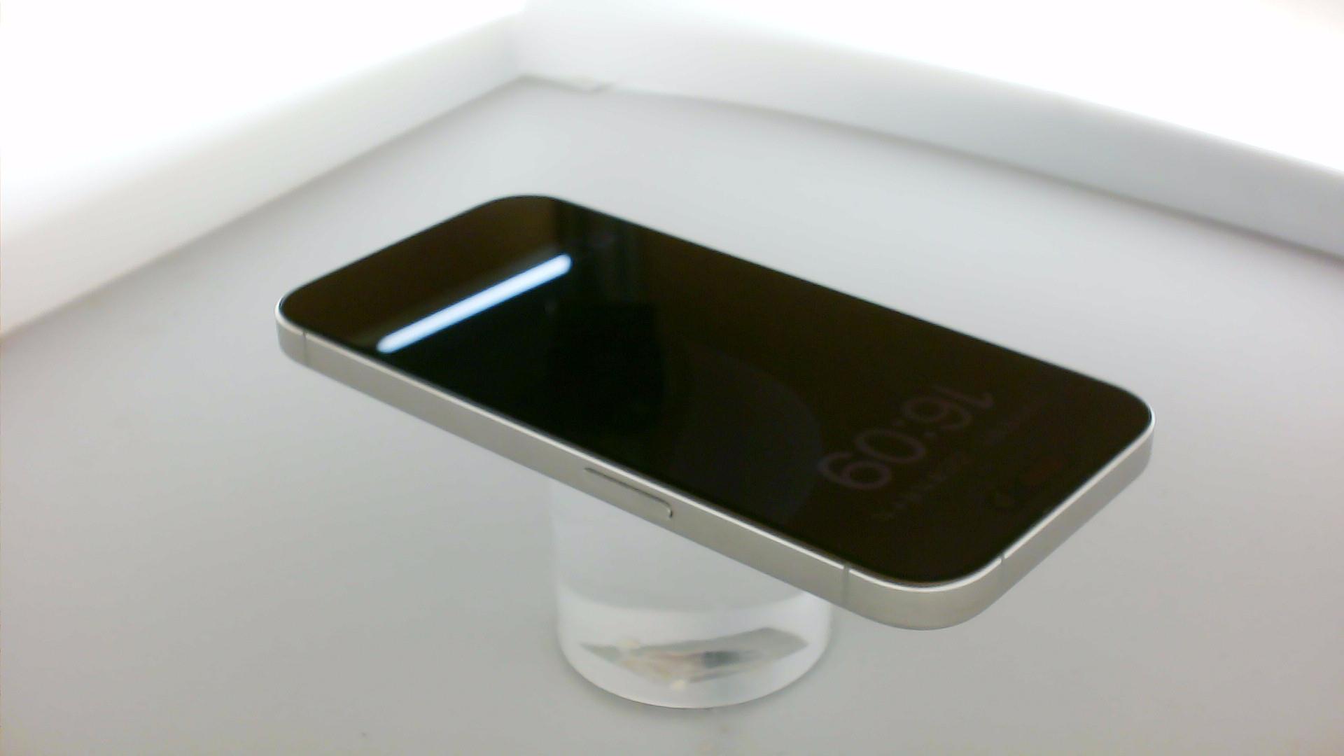 苹果【iPhone 15 Pro】9成新 