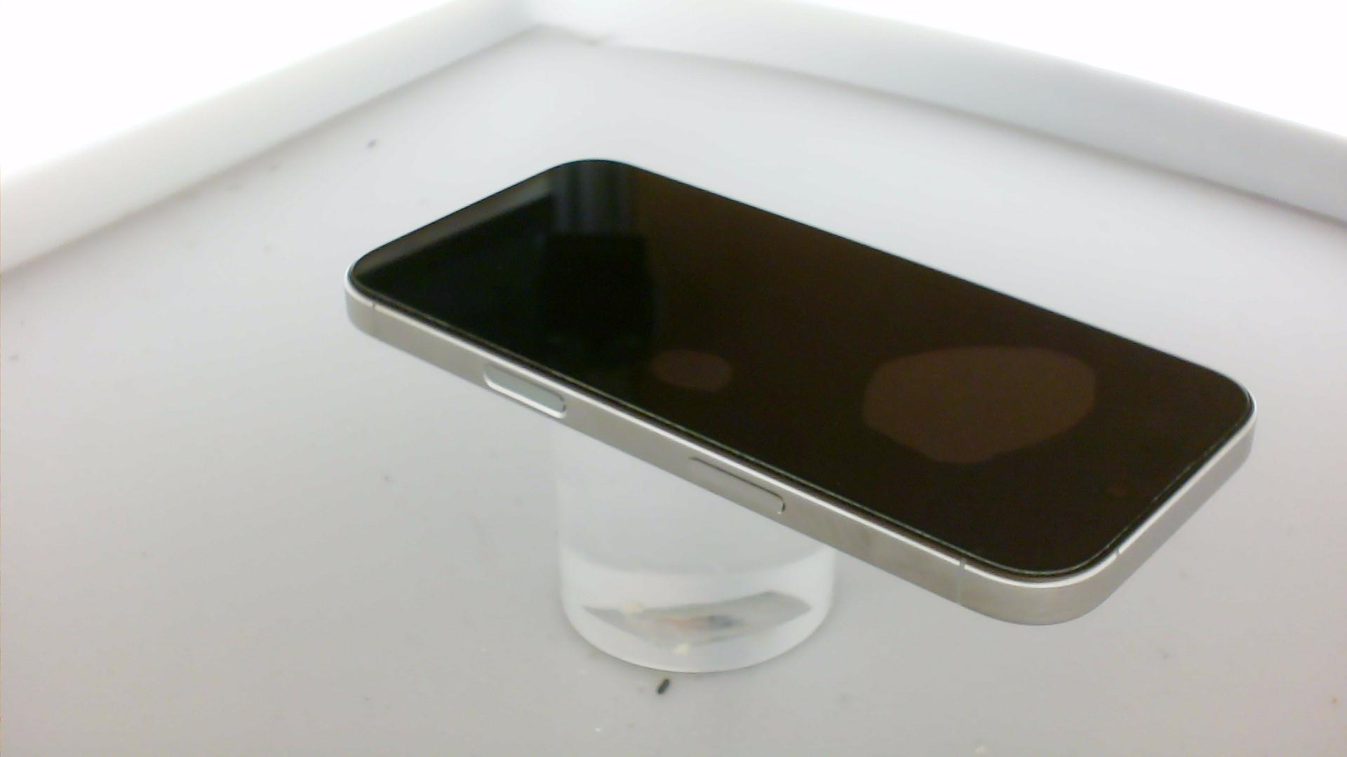 苹果【iPhone 16 pro】95新 