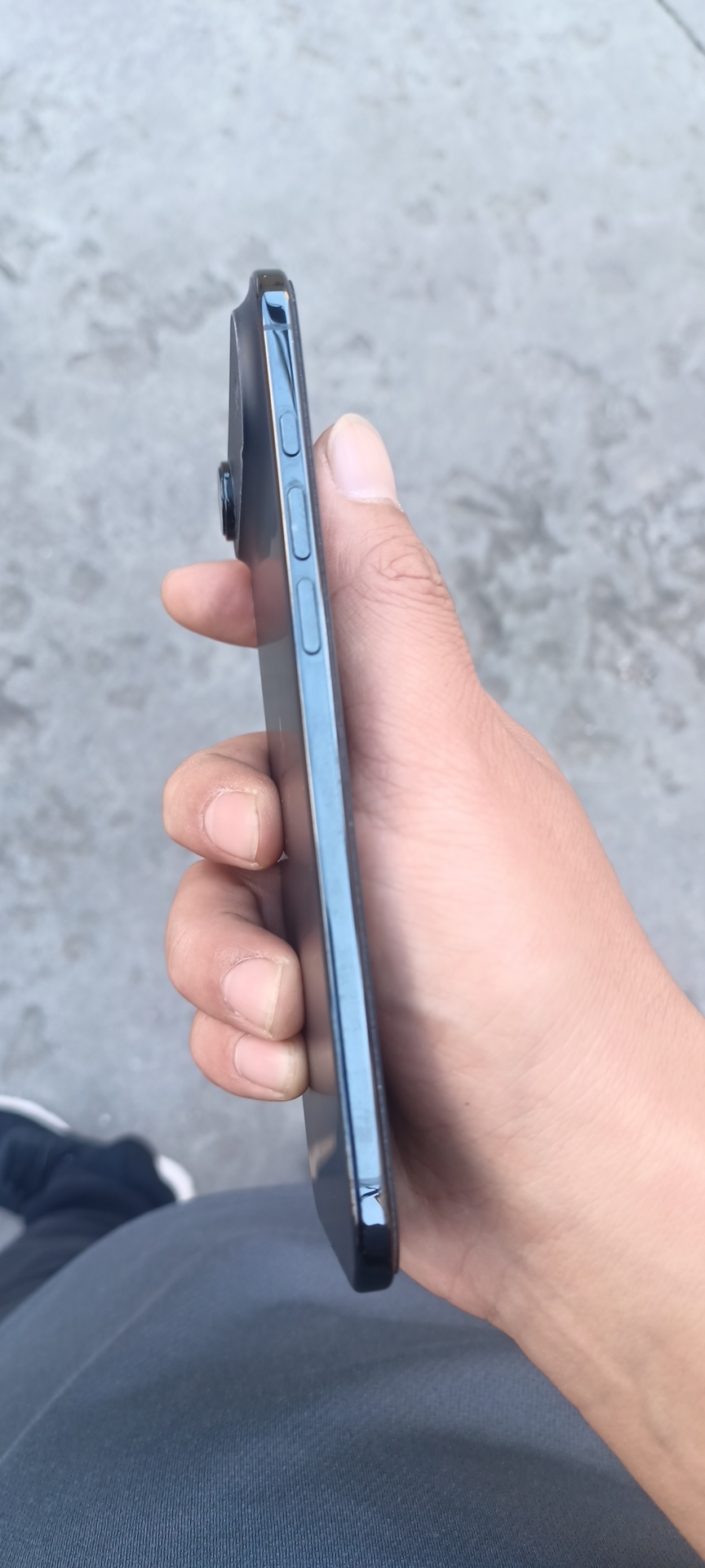 苹果【Apple iPhone Air】5G全网通 深空黑色 256G 国行 95新 