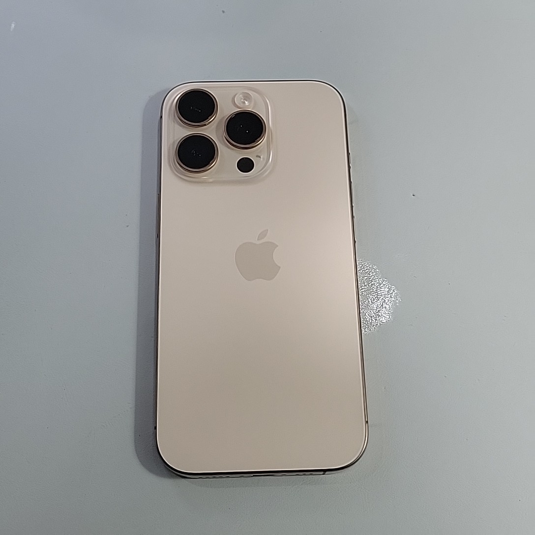 苹果【iPhone 16 pro】95新 