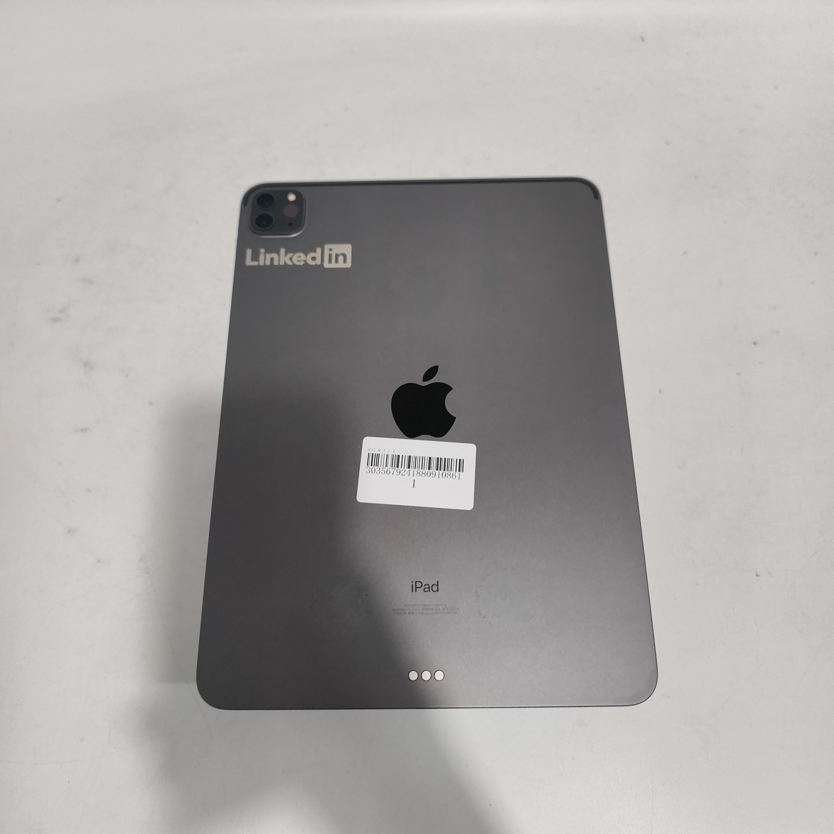 苹果【iPad Pro 11英寸  20款】WIFI版 深空灰 128G 国行 9成新 