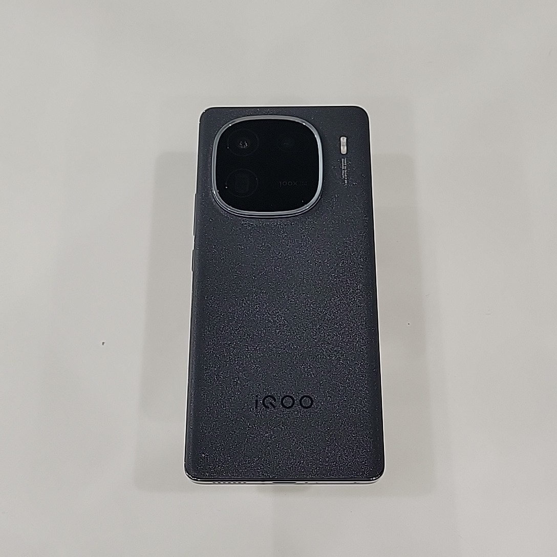 vivo【iQOO 12 Pro】5G全网通 赛道版 16G/512G 国行 95新 