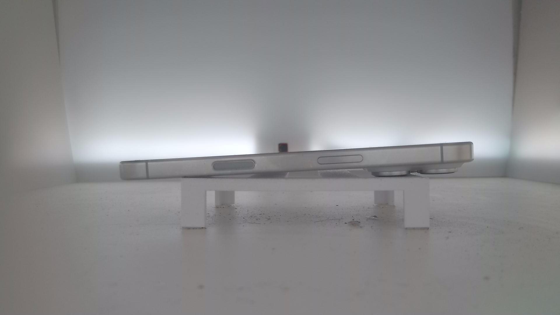 苹果【iPhone 16 pro】95新 