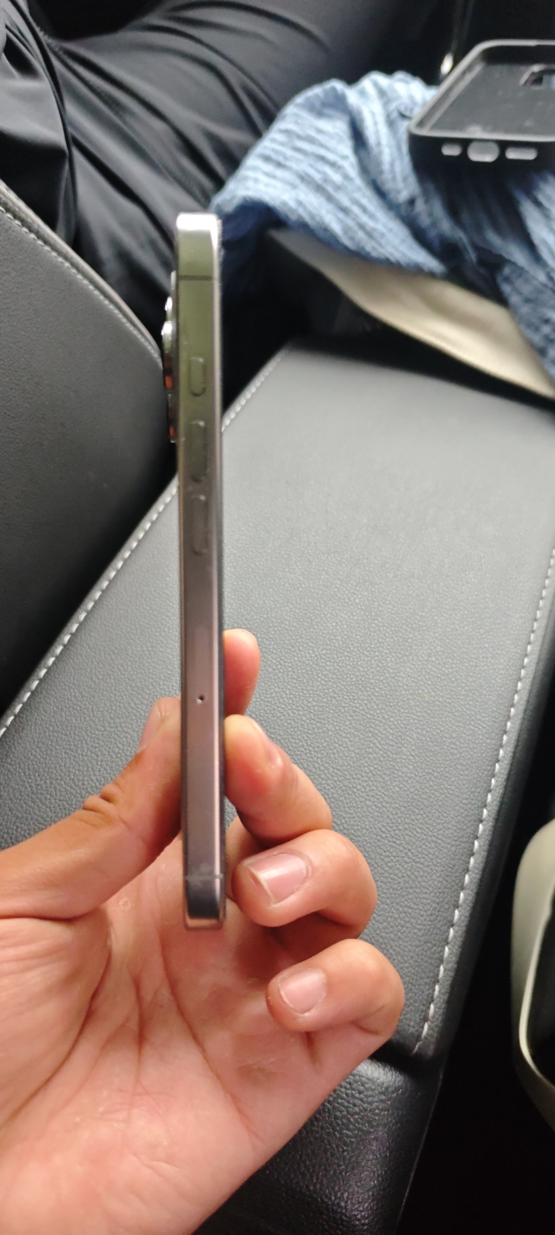 苹果【iPhone 16 pro】5G全网通 原色钛金属 128G 国行 95新 