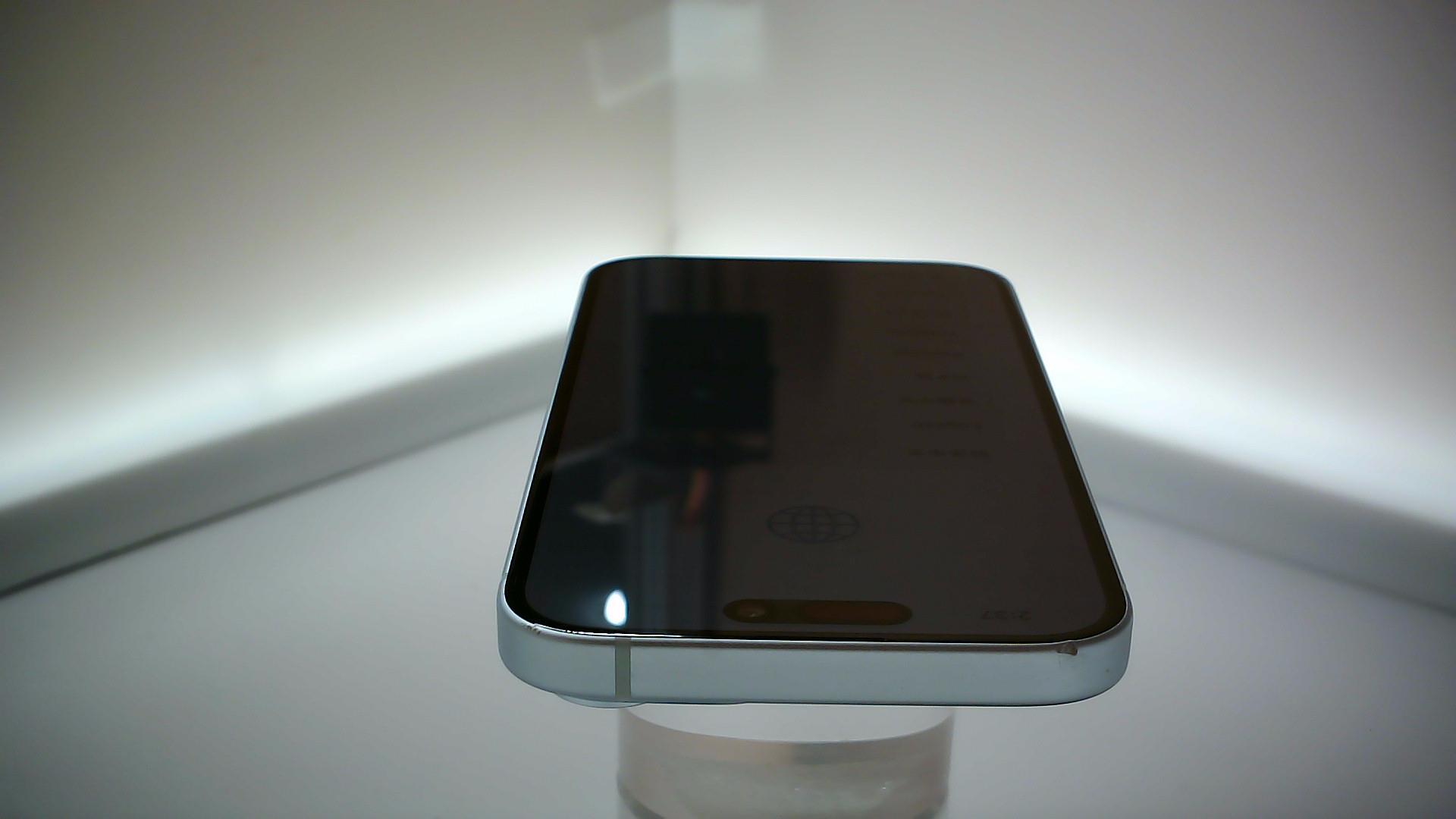 苹果【iPhone 15】9成新 