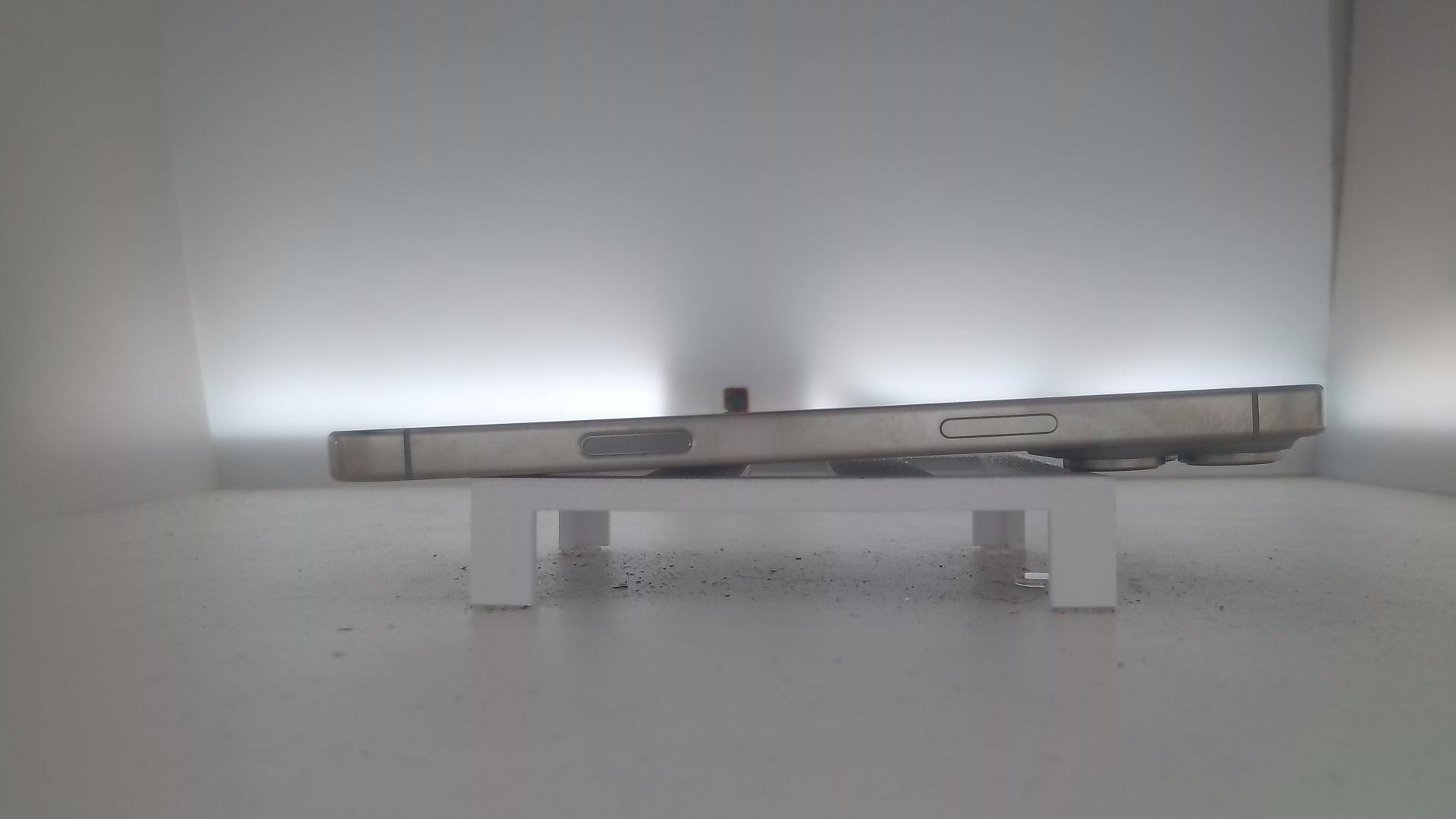 苹果【iPhone 16 pro max】95新 