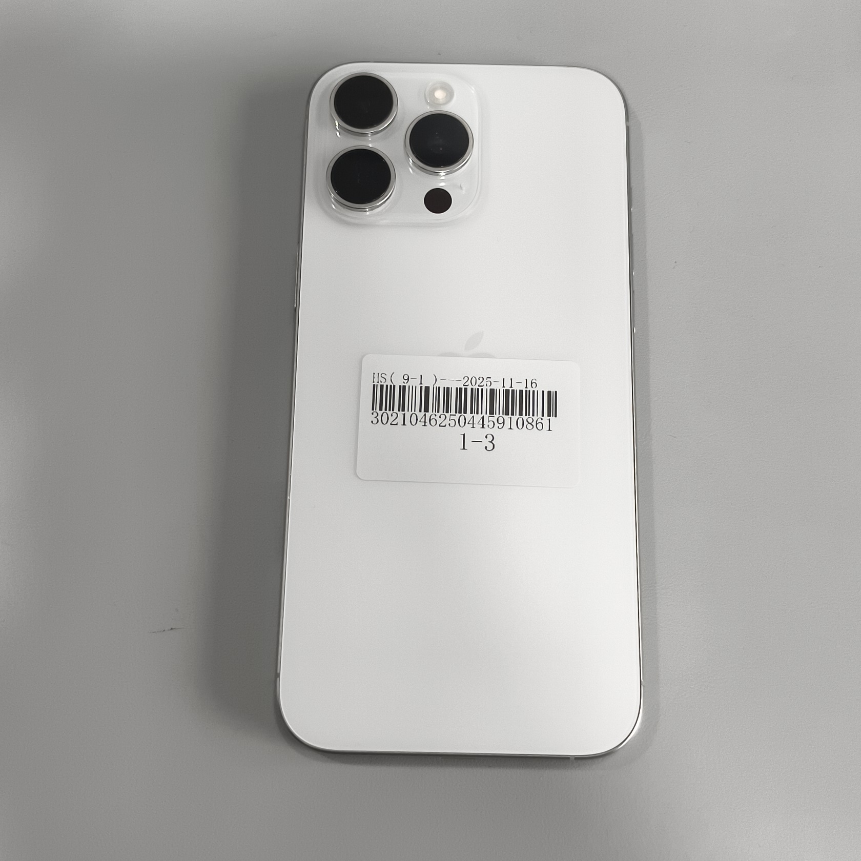 苹果【iPhone 16 pro max】95新 