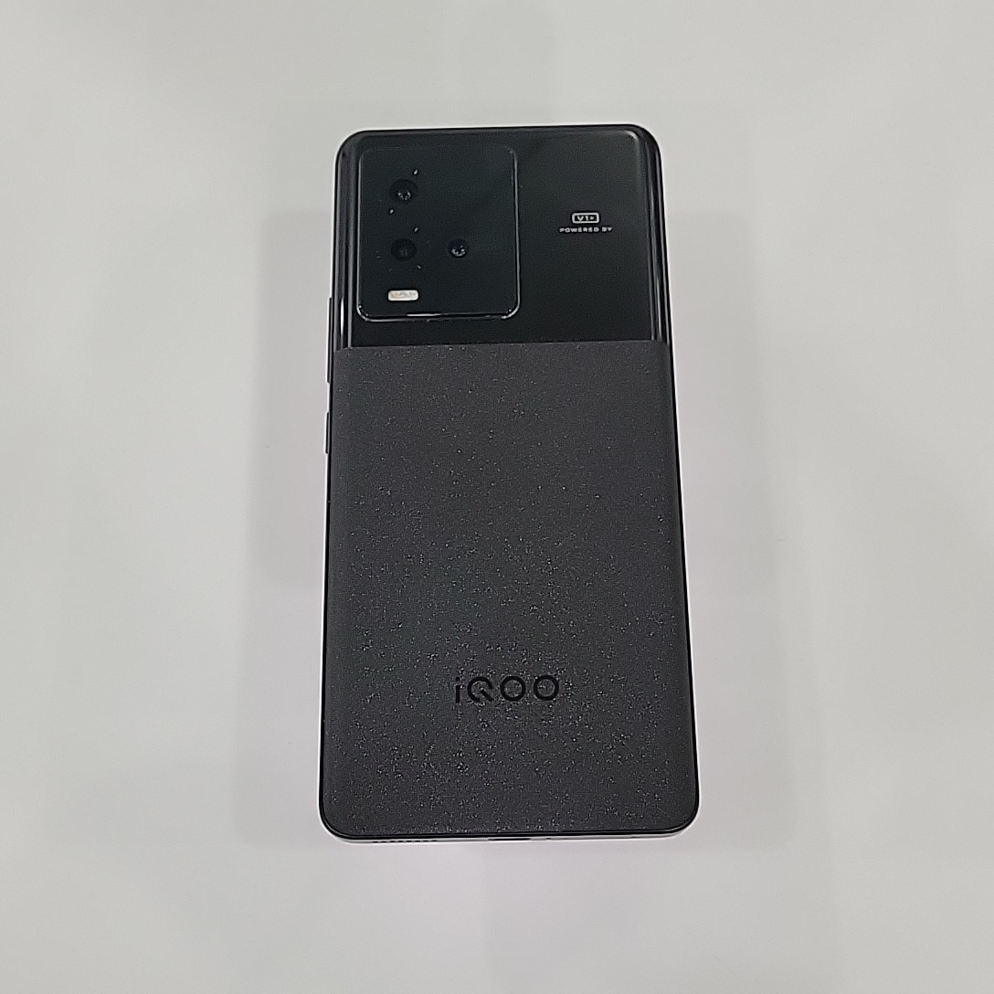 vivo【iQOO 10】5G全网通 赛道版 8G/256G 国行 9成新 