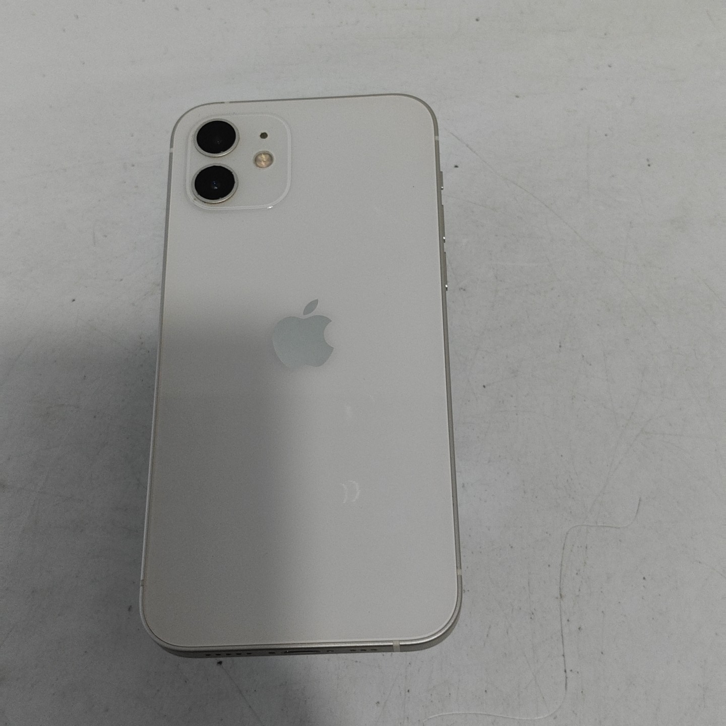 苹果【iPhone 12】5G全网通 白色 128G 国行 9成新 