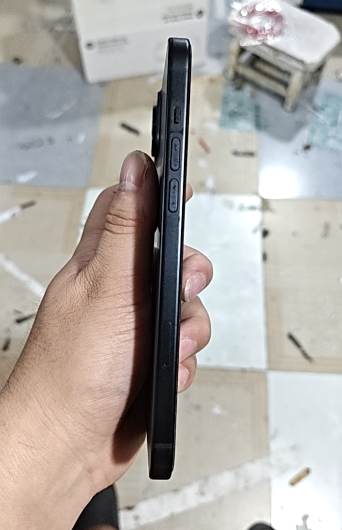 苹果【iPhone 15 Plus】5G全网通 黑色 128G 国行 95新 